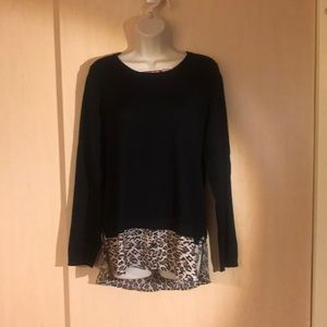 Sweater/ Blouce Med